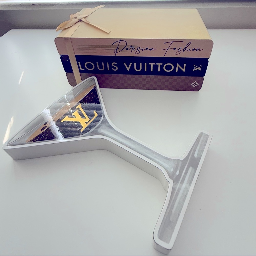 NEW Fancy LV Wooden Decor Set!